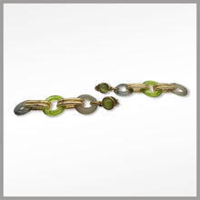 Carica l'immagine nel visualizzatore di Gallery, OCCM5 - orechini catena cerchio di Murano