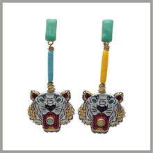 Carica l'immagine nel visualizzatore di Gallery, OSP15 - Orecchini Spiritosi