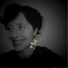 Carica l'immagine nel visualizzatore di Gallery, OGPF2 - Orecchini Gocce Cristallo Pendenti Petali Fiore