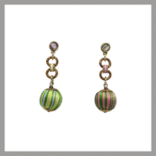 Carica l'immagine nel visualizzatore di Gallery, OPPP3 - Orecchini Passamaneria Pendente Piccolo