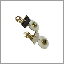 Load image into Gallery viewer, OCLBP2 - Orecchini clip bottone pendente
